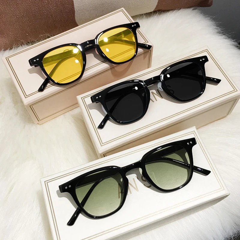 Vintage vierkante grijze zonne - Sunglasses Uv400 recensie en prijs
